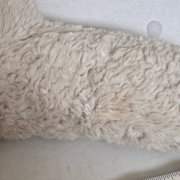 Unclebearskin Migaloo Soft Whale Plush Toy - Picture 6 of 6